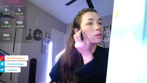 Snapshot of monstrumologist chatting on 12/11/24, 01:26 Lydia Mooney online show from 12/11/24, 01:26