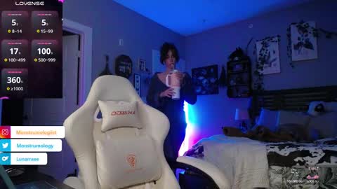 Snapshot of monstrumologist chatting on 12/14/24, 12:22 Lydia Mooney online show from 12/14/24, 12:22