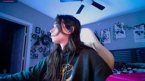 Snapshot of monstrumologist chatting on 02/08/25, 01:00 Lydia Mooney online show from 02/08/25, 01:00