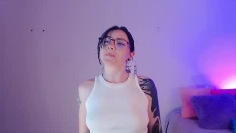 montreal_18 online show from 02/15/26, 01:46