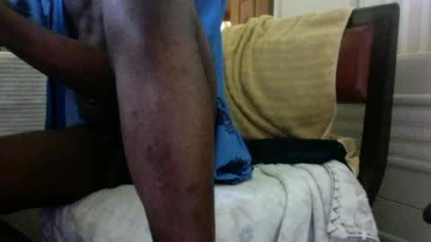 Snapshot of montydxxx2 chatting on 05/21/26, 06:15 montydxxx2 online show from 05/21/26, 06:15