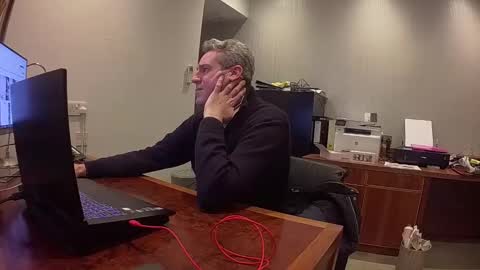 Monty G online show from 01/29/25, 02:42