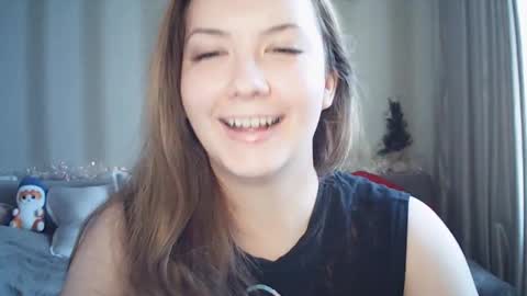 moodiemira online show from 02/05/26, 01:16