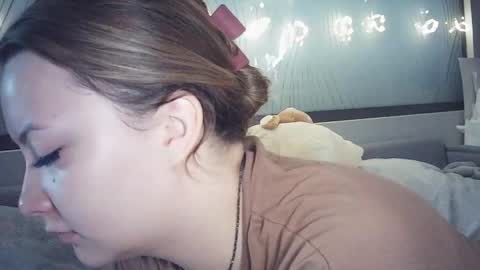 moodiemira online show from 03/08/26, 06:01