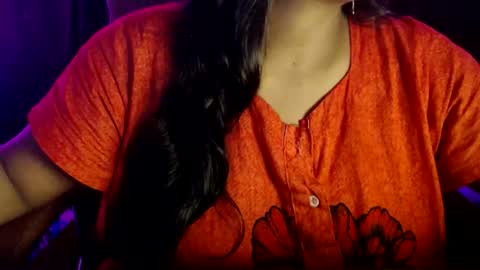 Snapshot of moody_maya chatting on 09/09/25, 08:14 Maya online show from 09/09/25, 08:14