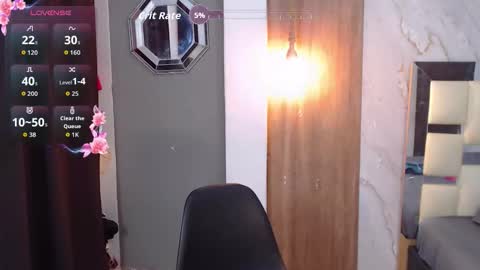 moon_and_fire_ online show from 03/12/26, 04:29