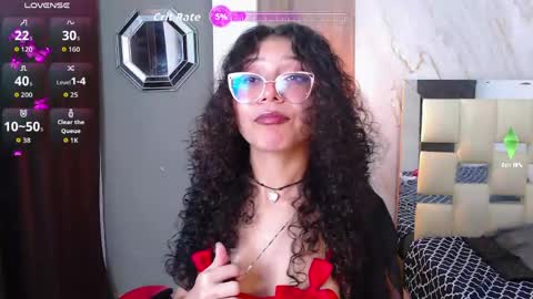 moon_and_fire_ online show from 05/23/26, 07:02