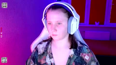 Lola online show from 03/10/26, 03:06