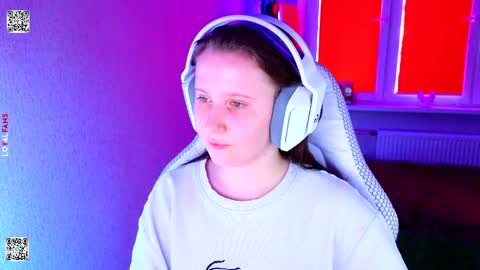 Lola online show from 04/06/26, 11:11