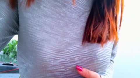 Snapshot of moon_blue222 chatting on 12/19/24, 09:38 Tamara Bela your favorite lover from Colombia online show from 12/19/24, 09:38