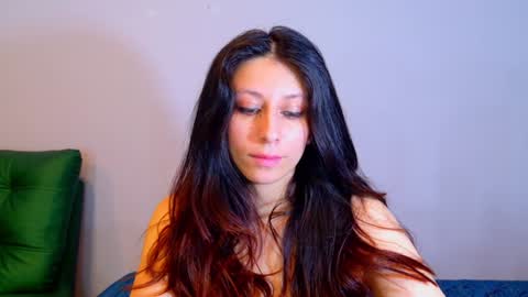 Snapshot of moon_blue222 chatting on 01/12/25, 01:42 Tamara Bela your favorite lover from Colombia online show from 01/12/25, 01:42