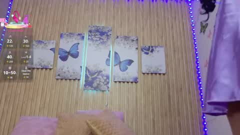 Moon online show from 04/14/26, 11:27