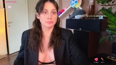 Luna  online show from 04/21/26, 02:56