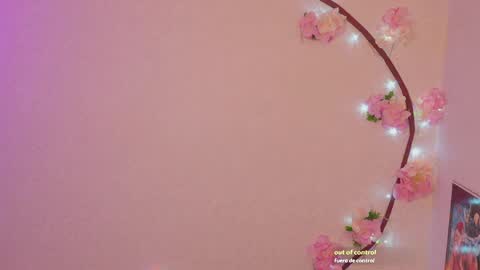 Im a independent model  Welcome online show from 04/28/26, 01:37