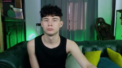 moon_gloww online show from 02/27/26, 06:13