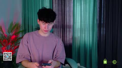 moon_gloww online show from 03/28/26, 02:22