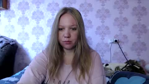 Snapshot of moon_linght000 chatting on 06/07/26, 05:33 moon_linght000 online show from 06/07/26, 05:33