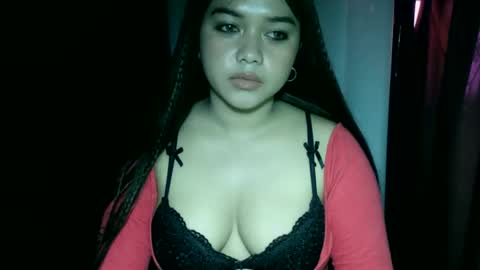 Snapshot of moon_of_desirexx chatting on 10/09/25, 09:46 Joy online show from 10/09/25, 09:46