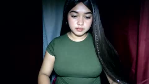 Snapshot of moon_of_desirexx chatting on 10/12/25, 01:32 Joy online show from 10/12/25, 01:32