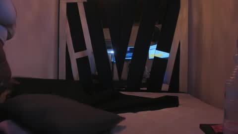 Luna  online show from 03/07/25, 01:09