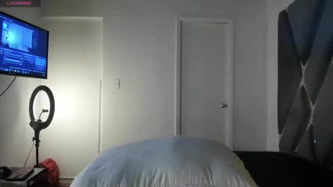 Luna  online show from 10/06/25, 06:38