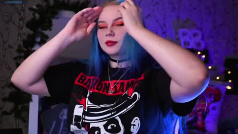 Emilia online show from 01/27/25, 08:40