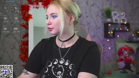 Emilia online show from 10/24/25, 09:06