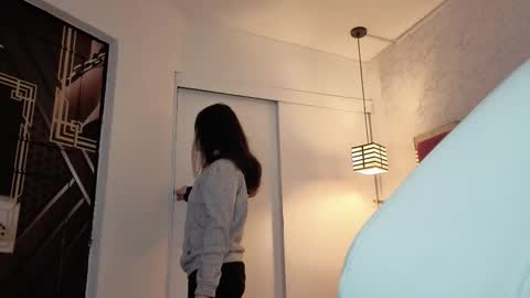 Winy online show from 11/24/25, 11:21