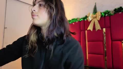 Winy online show from 12/18/25, 11:16