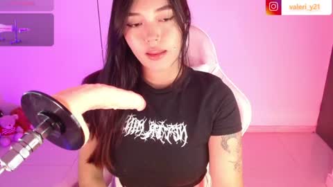 Snapshot of moonbella_bell chatting on 06/14/26, 05:31 bell online show from 06/14/26, 05:31