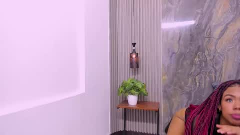 Snapshot of moonbrown chatting on 03/13/26, 09:54 MoonBrown online show from 03/13/26, 09:54