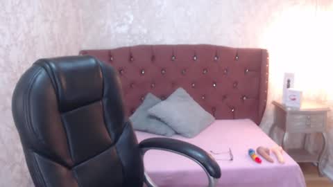 Charlotte online show from 02/12/25, 05:37