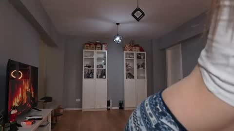 Anna online show from 12/22/25, 05:59