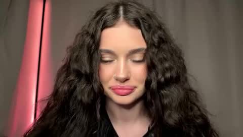 moonfaairy online show from 03/11/26, 07:53