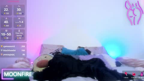 Snapshot of moonfiredance chatting on 12/12/24, 01:49 Nicky  online show from 12/12/24, 01:49