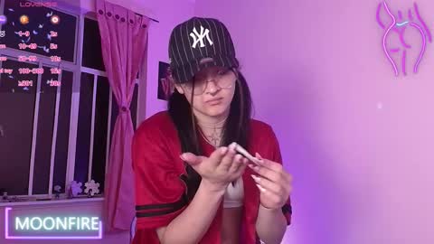 Snapshot of moonfiredance chatting on 02/22/25, 06:17 Nicky  online show from 02/22/25, 06:17