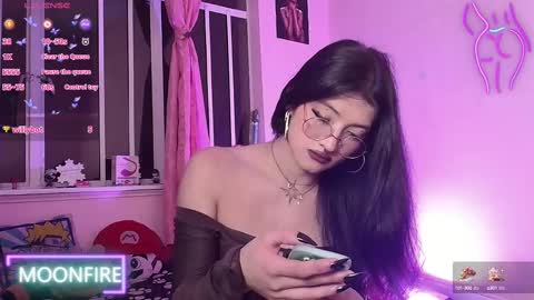 Snapshot of moonfiredance chatting on 03/04/25, 05:32 Nicky  online show from 03/04/25, 05:32