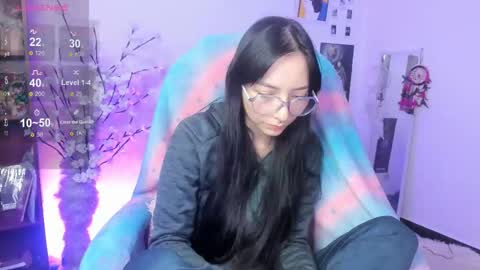 MOON  online show from 12/21/25, 10:28