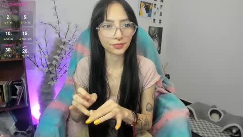 MOON  online show from 02/11/26, 02:27