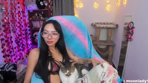 MOON  online show from 04/18/26, 02:26