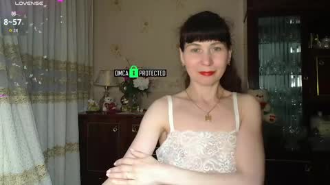Snapshot of moonlight_88888 chatting on 05/29/26, 05:44 Moonlight 88888 online show from 05/29/26, 05:44