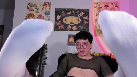 Clove online show from 01/06/26, 03:21