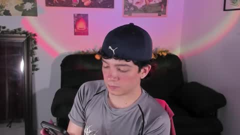 Clove online show from 02/03/26, 06:22