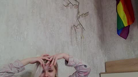 Mia   online show from 02/28/25, 06:52