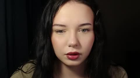 moonlightpoison online show from 05/12/26, 02:30