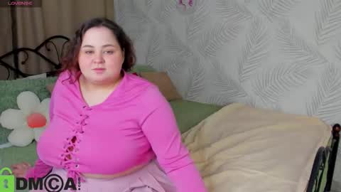 Snapshot of moonlitadele chatting on 02/25/26, 10:14 Adele online show from 02/25/26, 10:14