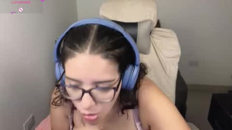 Moon Woman online show from 11/07/25, 01:05