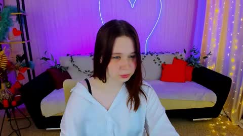 Snapshot of mooonlightsky chatting on 05/25/26, 11:16 Charli online show from 05/25/26, 11:16
