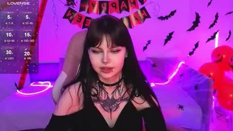 Morana online show from 10/28/25, 02:37