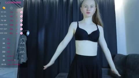 Snapshot of moranabetony chatting on 02/17/26, 05:15 Morana online show from 02/17/26, 05:15